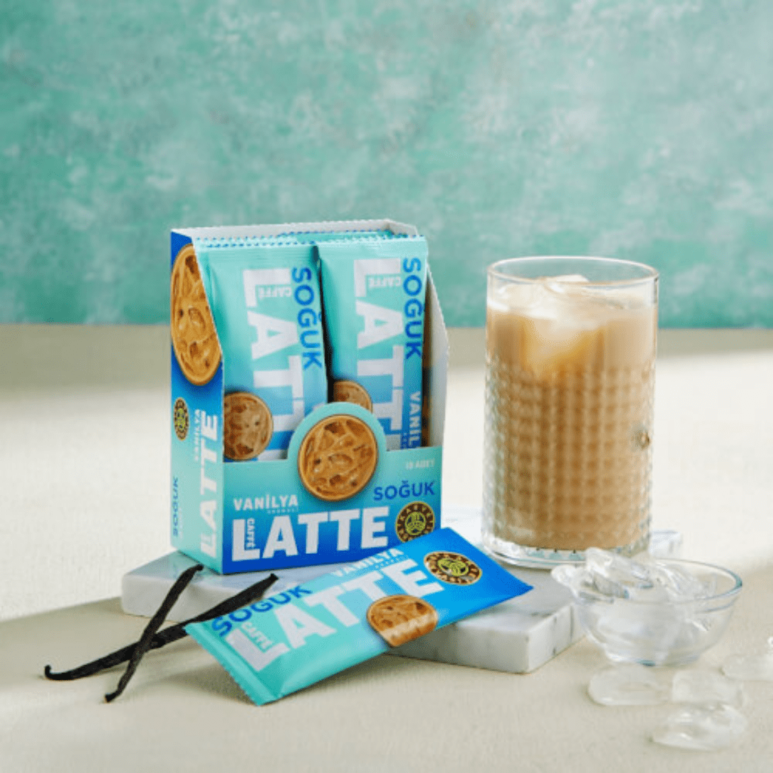 قهوة لاتيه باردة بنكهة الفانيليا 10 قطع | قهوة دنياسي