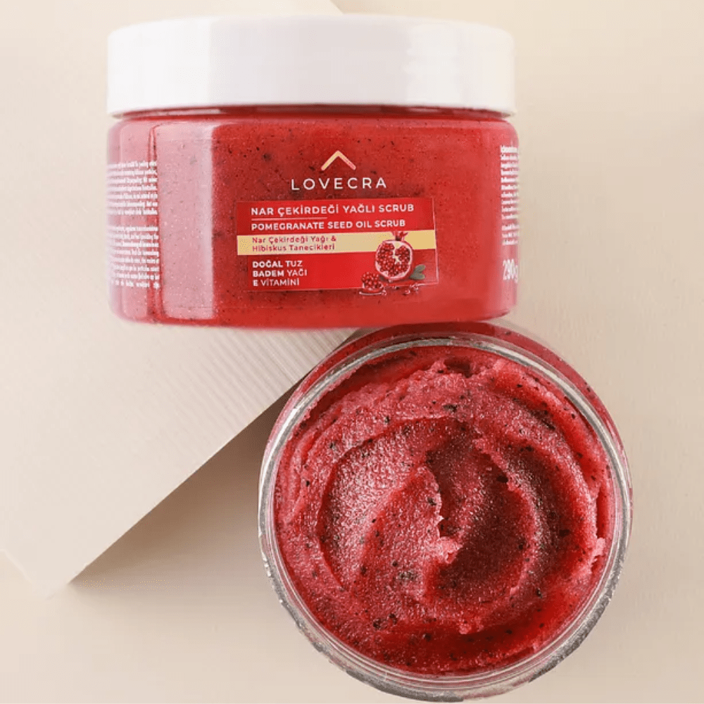 LOVECRA مقشر العناية بالجسم واليدين و إزالة الجلد الميت 290 غرام