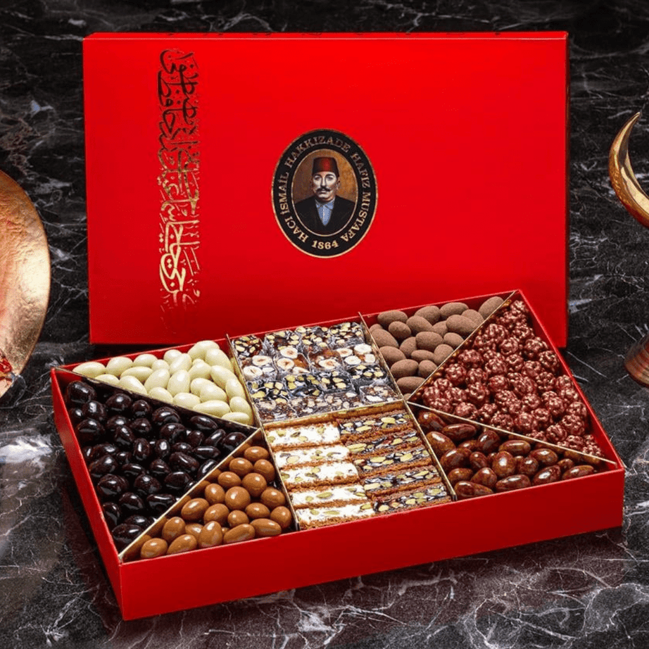 مجموعة حلويات مشكلة فاخرة 1745 غرام | حافظ مصطفى